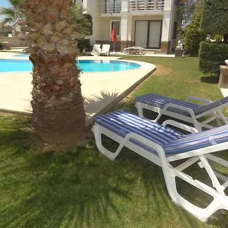 Golf 1 Willa Belek