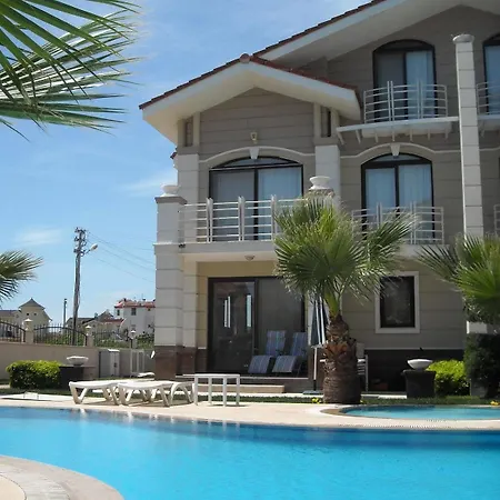 Villa Golf 1 *